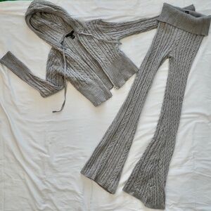 Forever 21 Light Gray Knit Set 2 PC